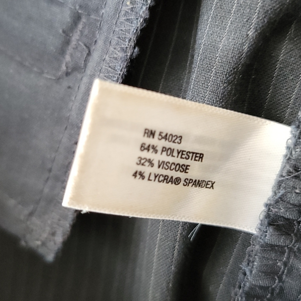 Gap Bkack Pin Stripe Modern Boot Pant - Picture 8 of 8